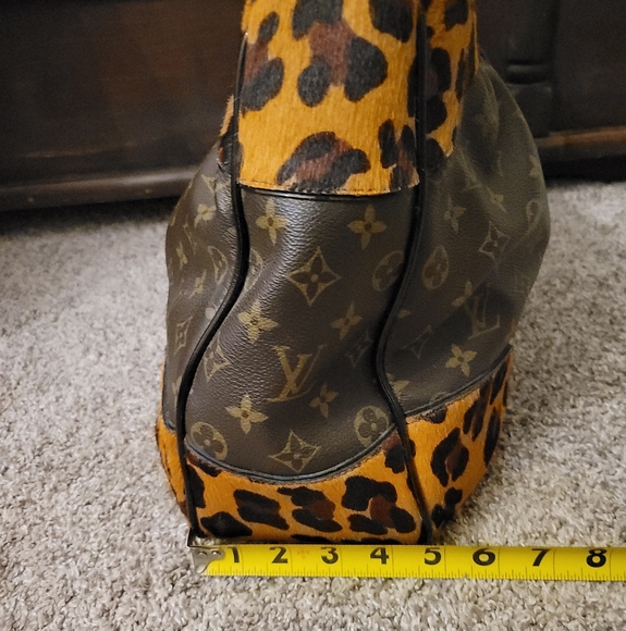 😍 AUTHENTIC Louis Vuitton LIMITED EDITION Leopard Polly GM handbag - Picture 16 of 16